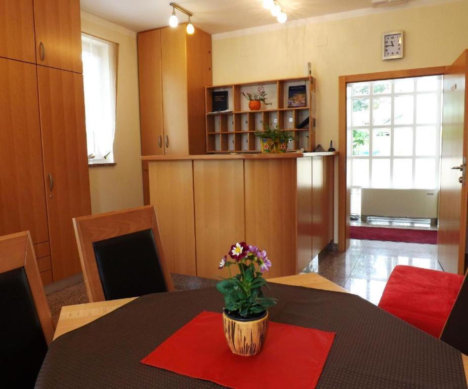 B&B Pansion Vago Malinska Zewnętrze zdjęcie