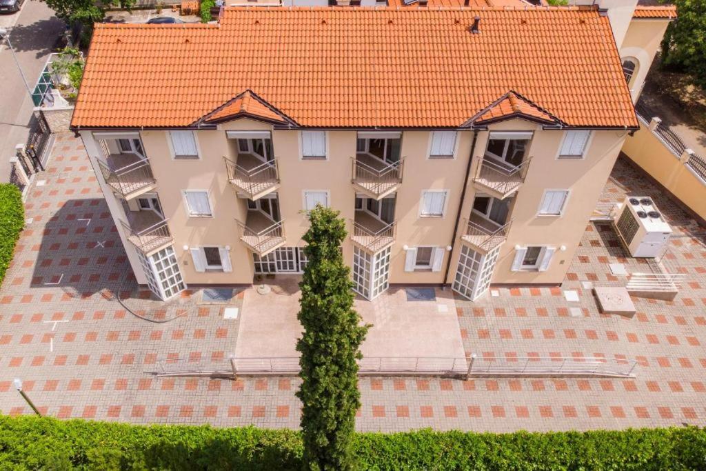 B&B Pansion Vago Malinska Zewnętrze zdjęcie