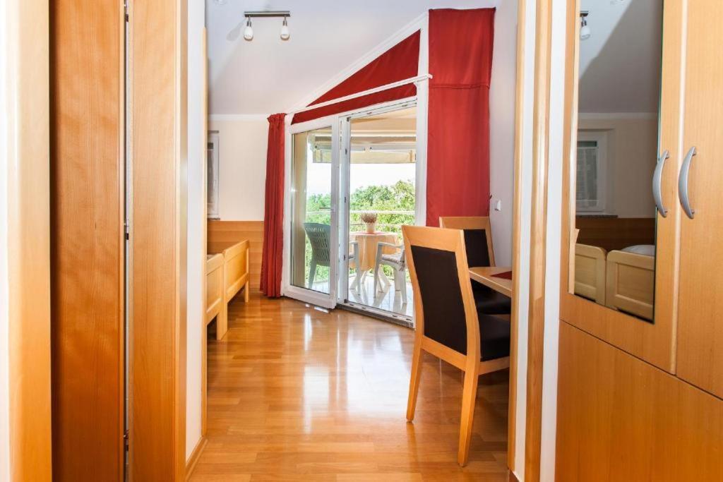 B&B Pansion Vago Malinska Zewnętrze zdjęcie